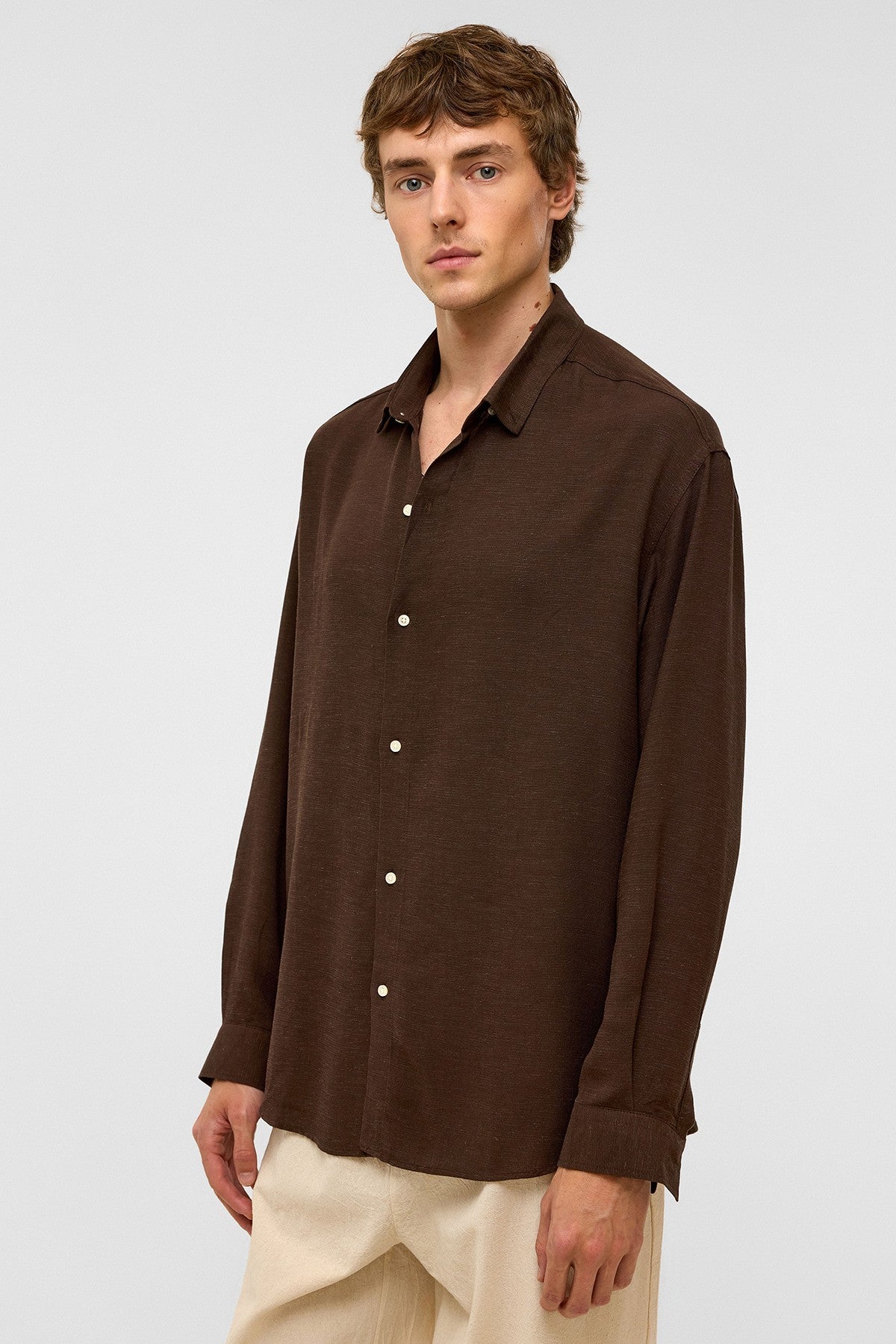Oversized Long-Sleeved Linen Shirt
