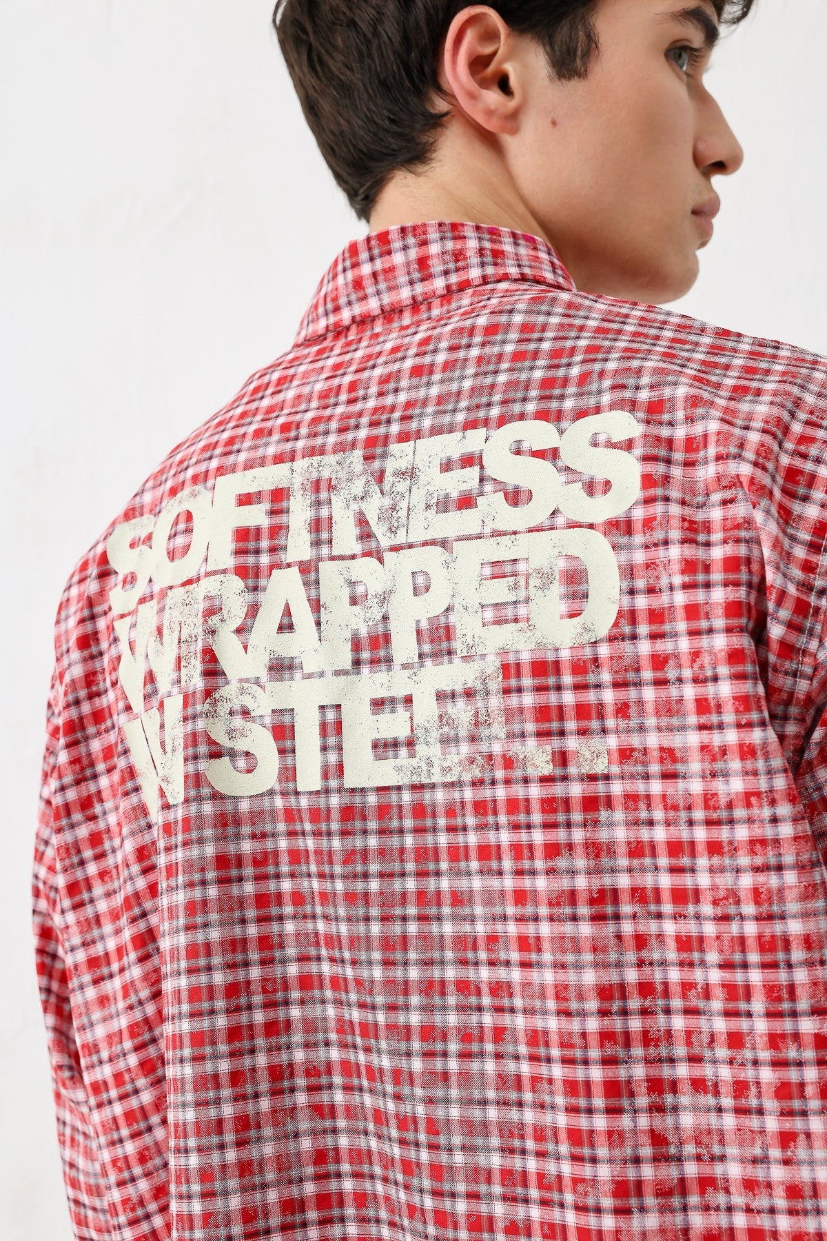 Long-Sleeved Checkered Shirt