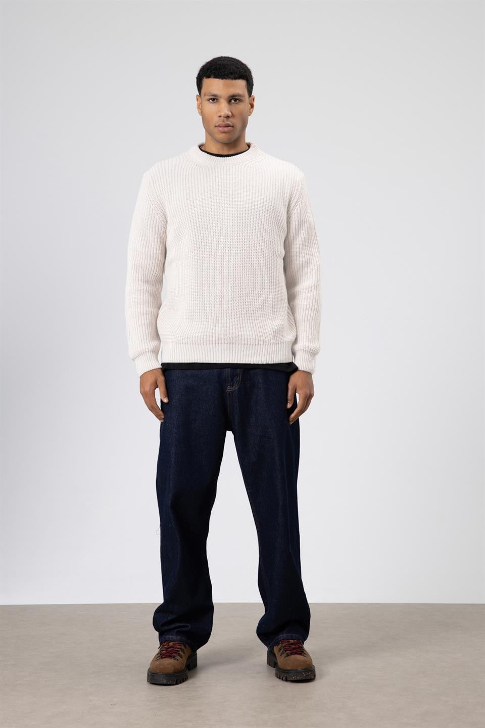 Oversized Crew-Neck Sweater V60-10