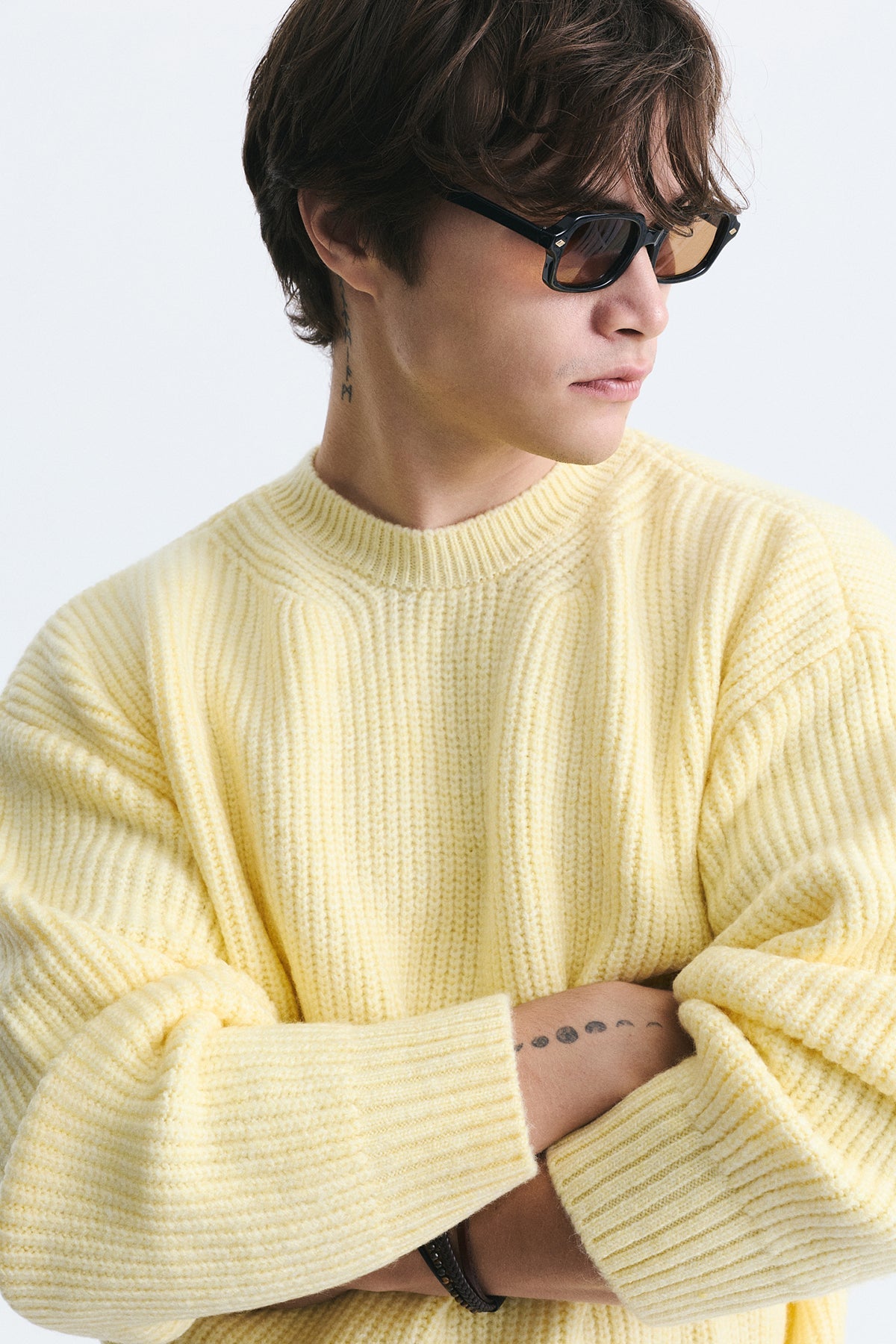 Oversized Ribbed Knit Sweater