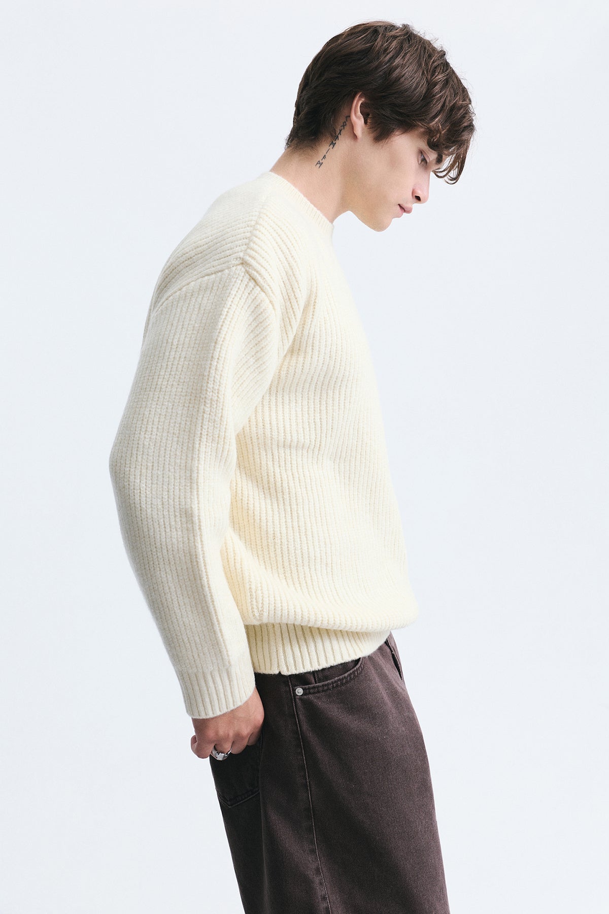 Oversized Ribbed Knit Sweater
