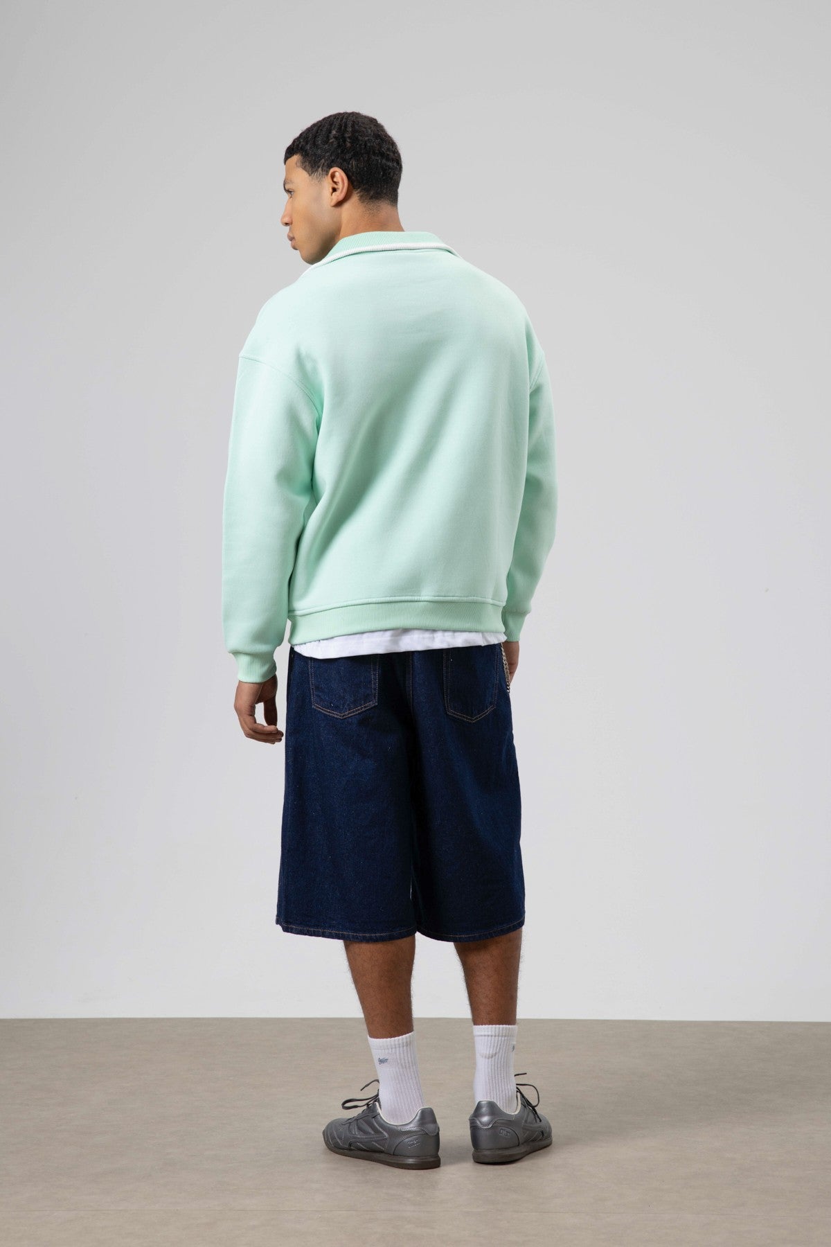 Oversized Zipper-Neck Sweatshirt