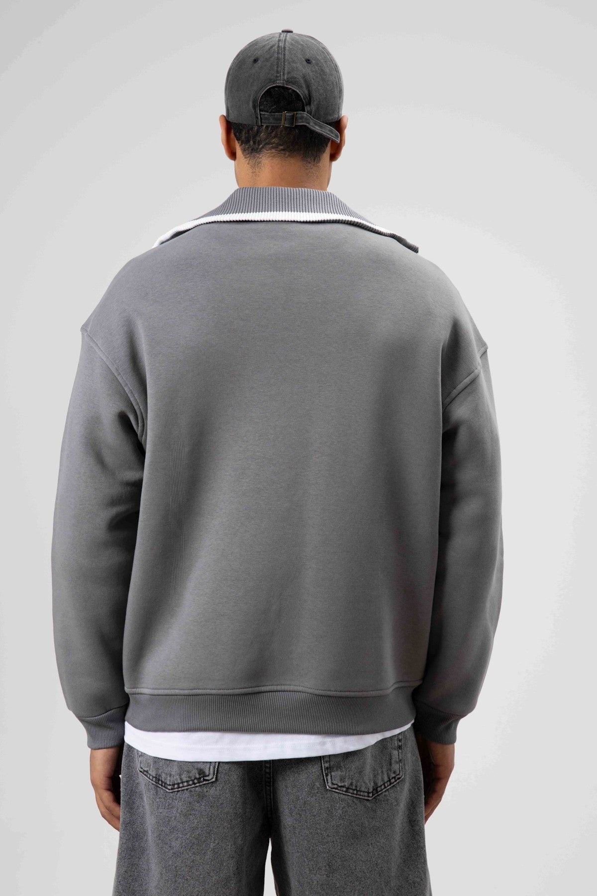 Oversized Zipper-Neck Sweatshirt