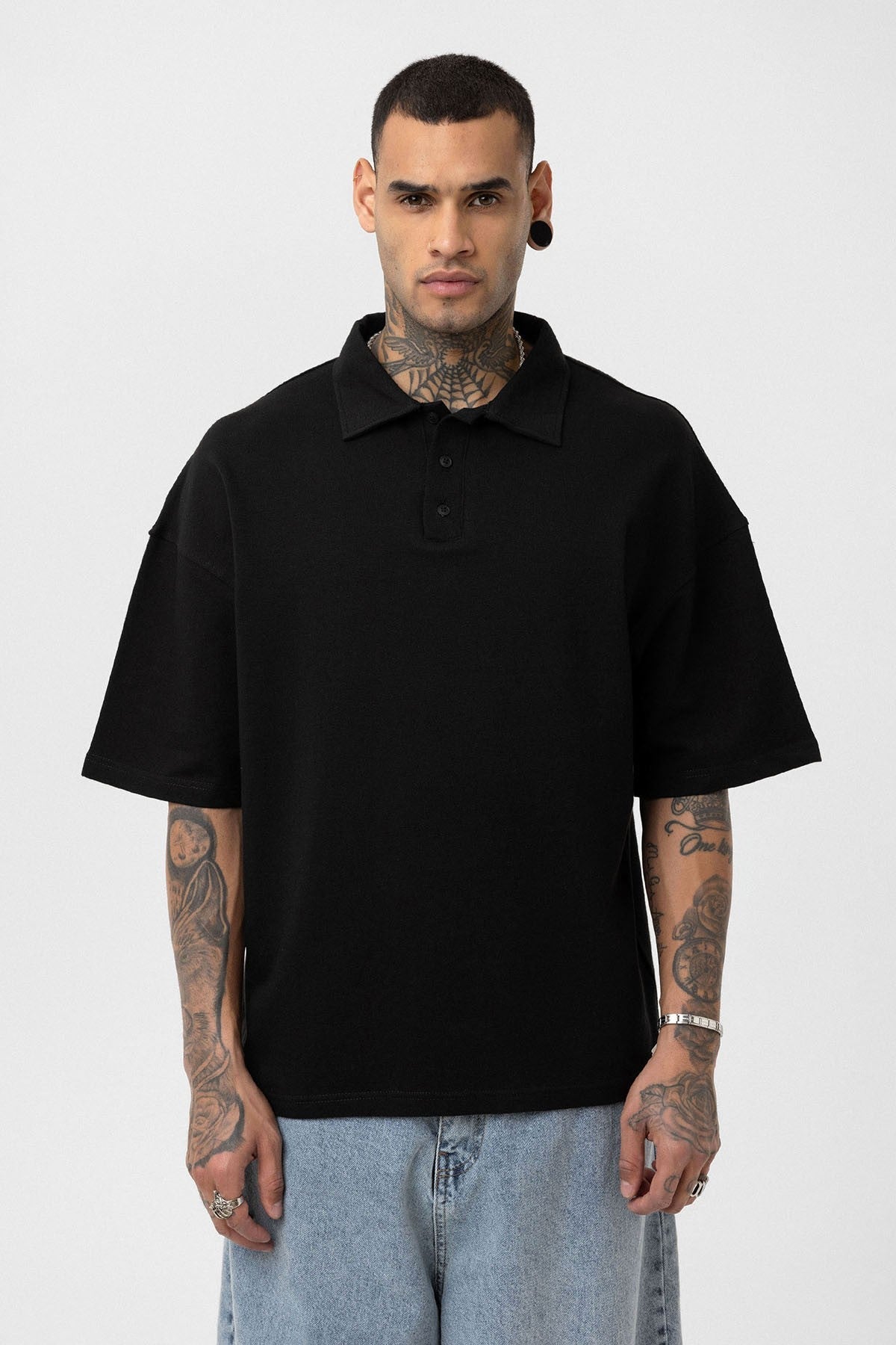 Basic Oversized Polo-Neck T-Shirt