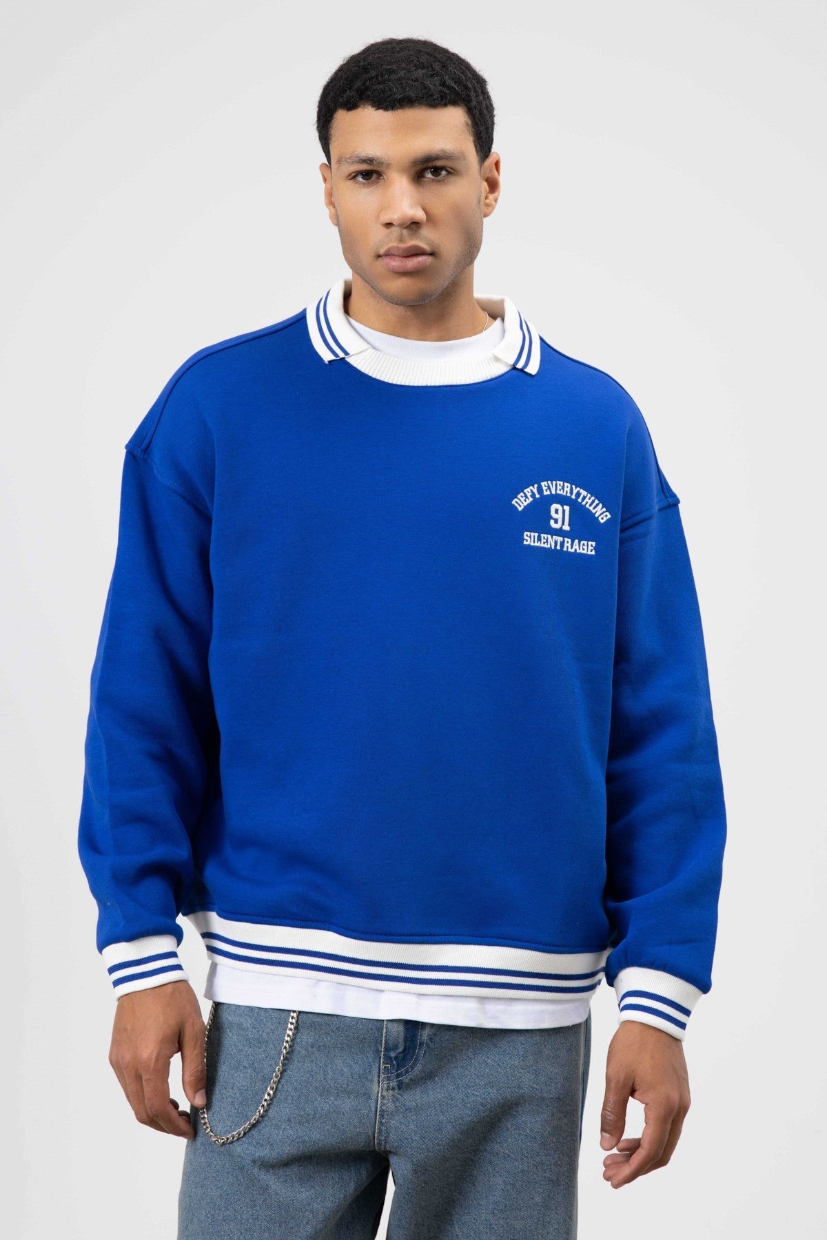 Oversized Collar Sweatshirt with Embroidery Details