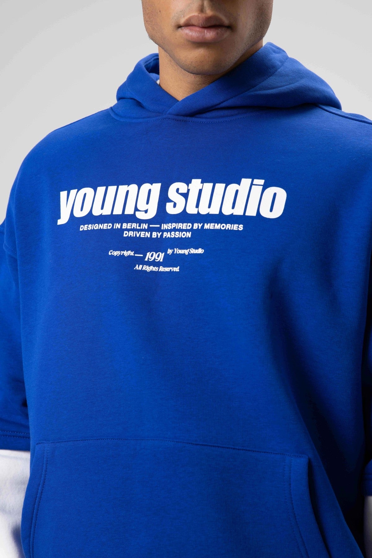 Oversized Printed Hooded Sweatshirt in Saks