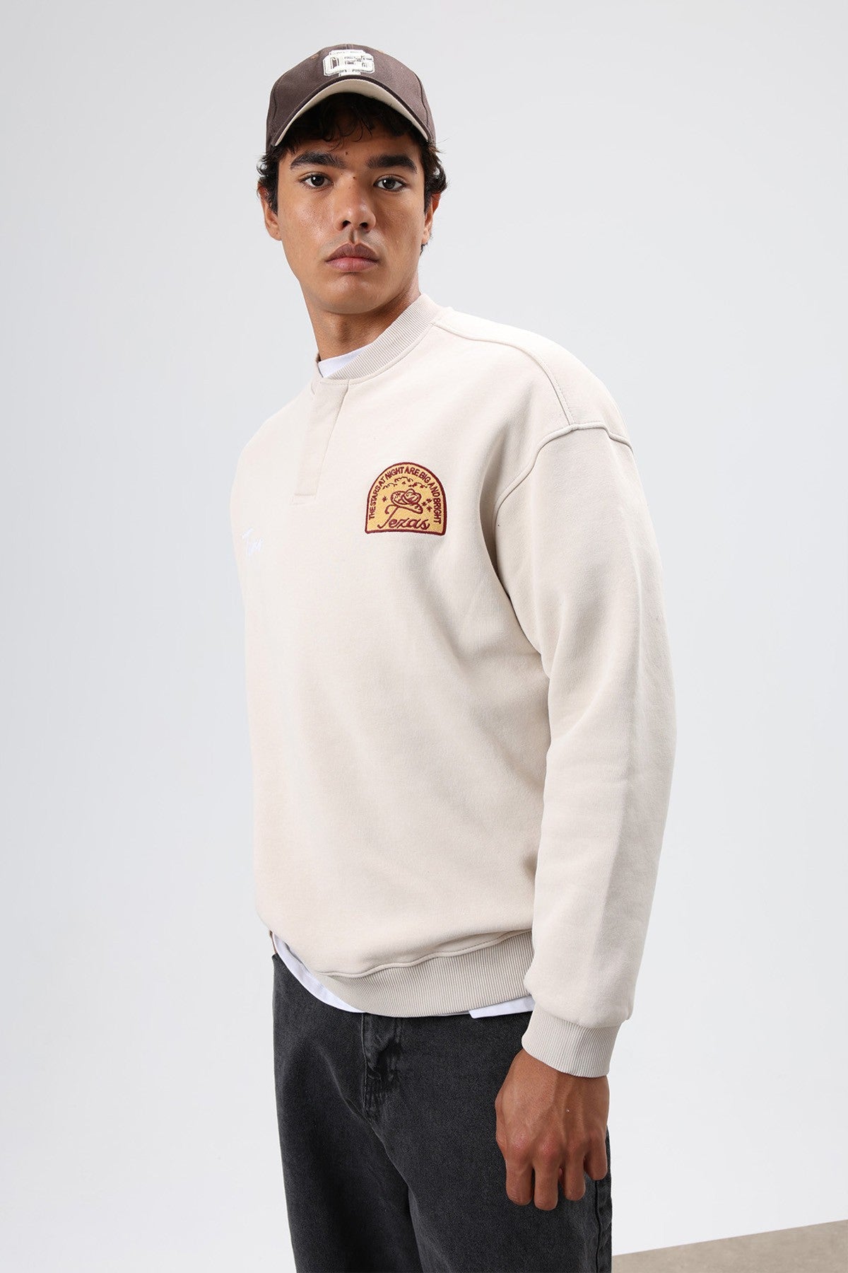 Oversized Henley-Neck Printed Sweatshirt