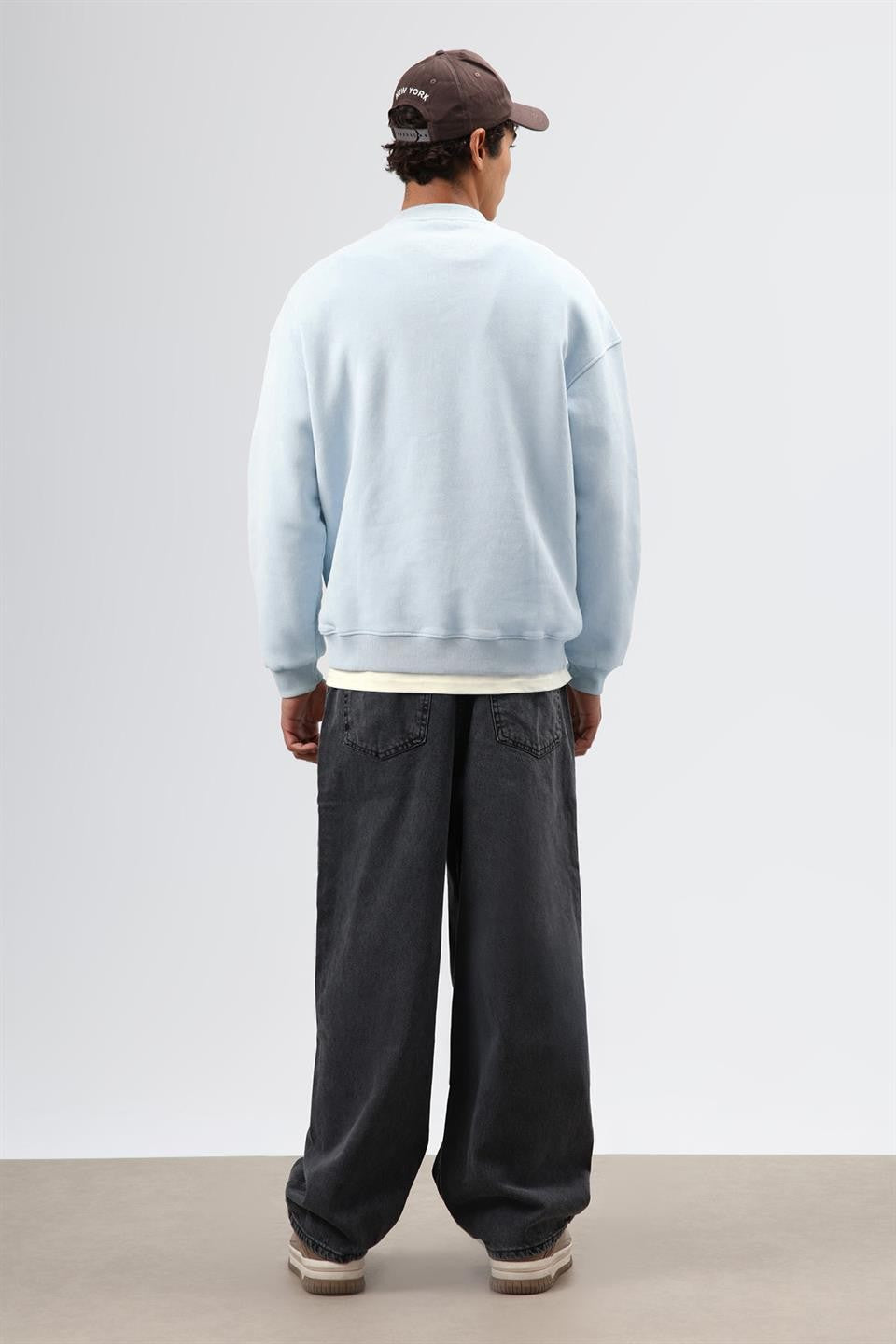 Oversized Henley-Neck Printed Sweatshirt