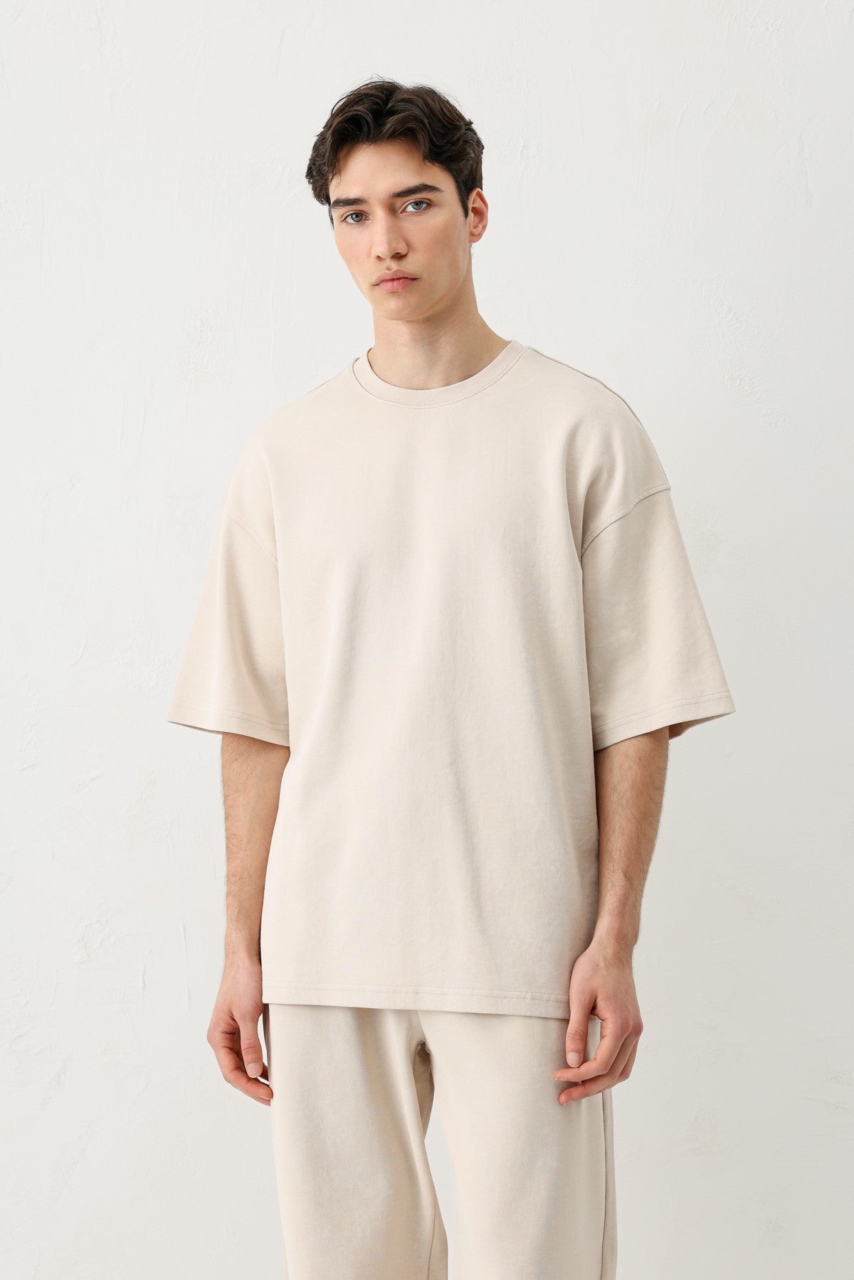 Short-Sleeved, Washed Oversized T-Shirt