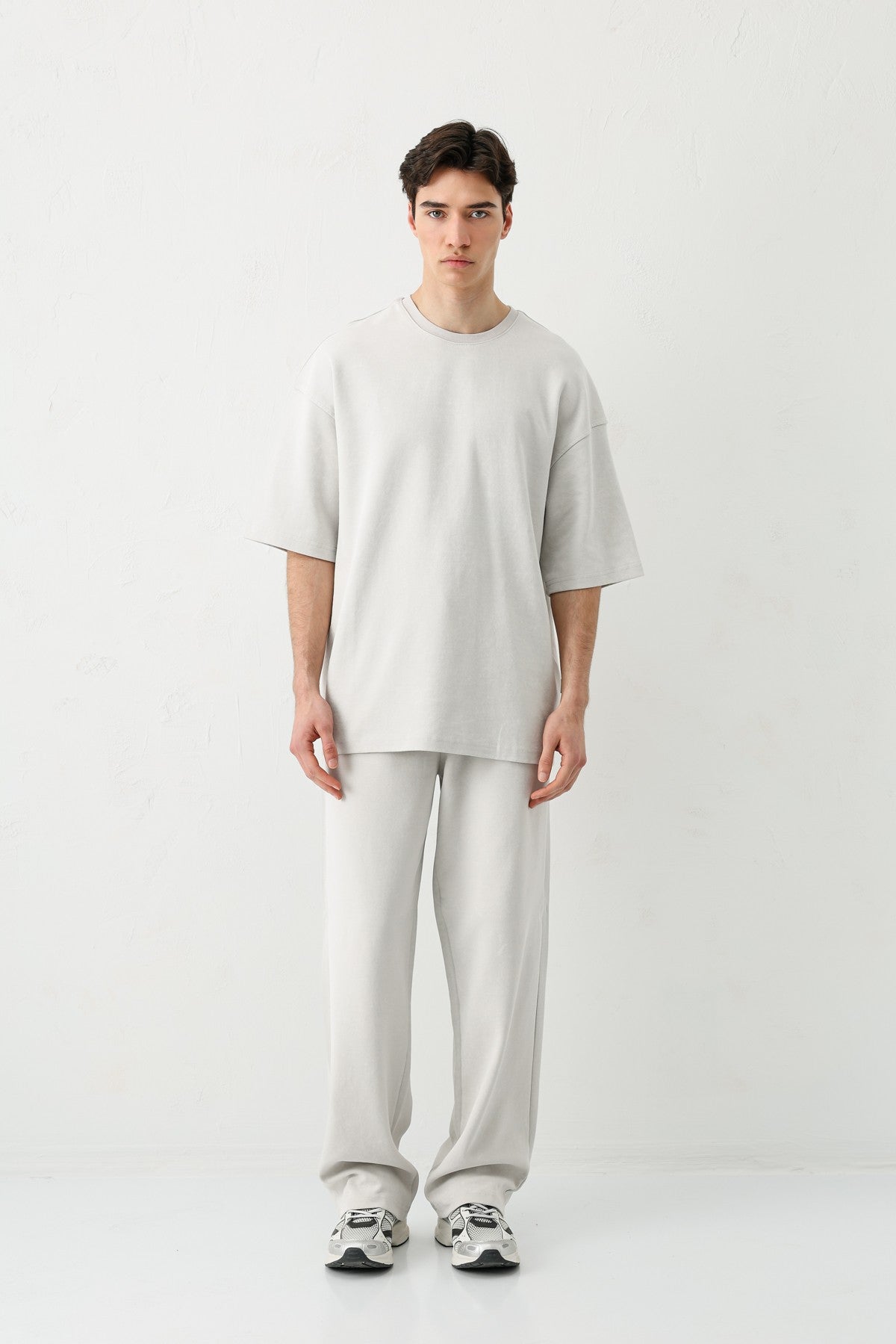 Short-Sleeved, Washed Oversized T-Shirt