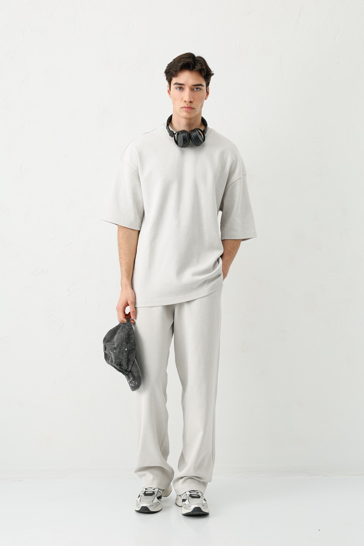 Short-Sleeved, Washed Oversized T-Shirt