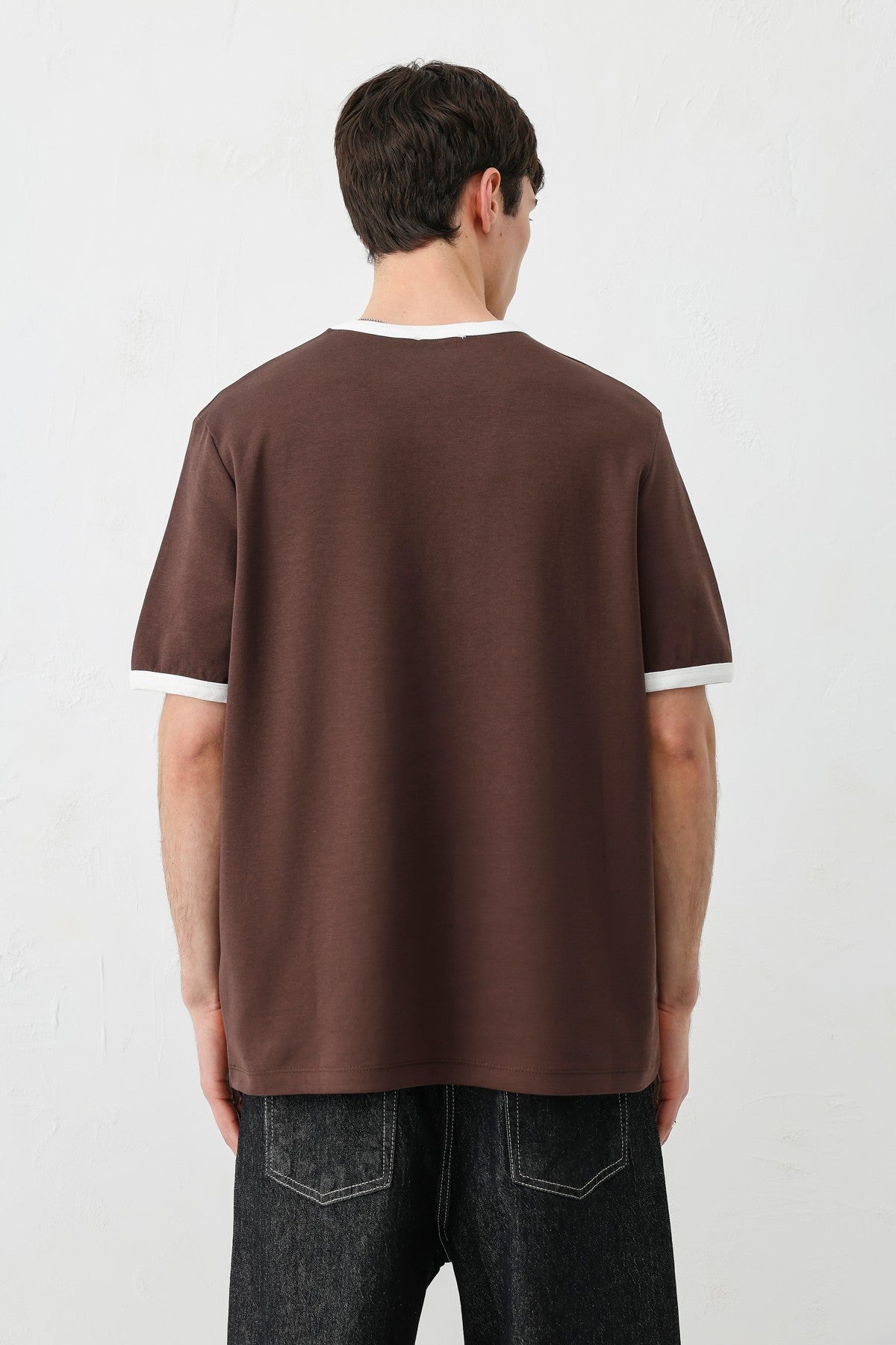 Short-Sleeved Regular-Fit T-Shirt