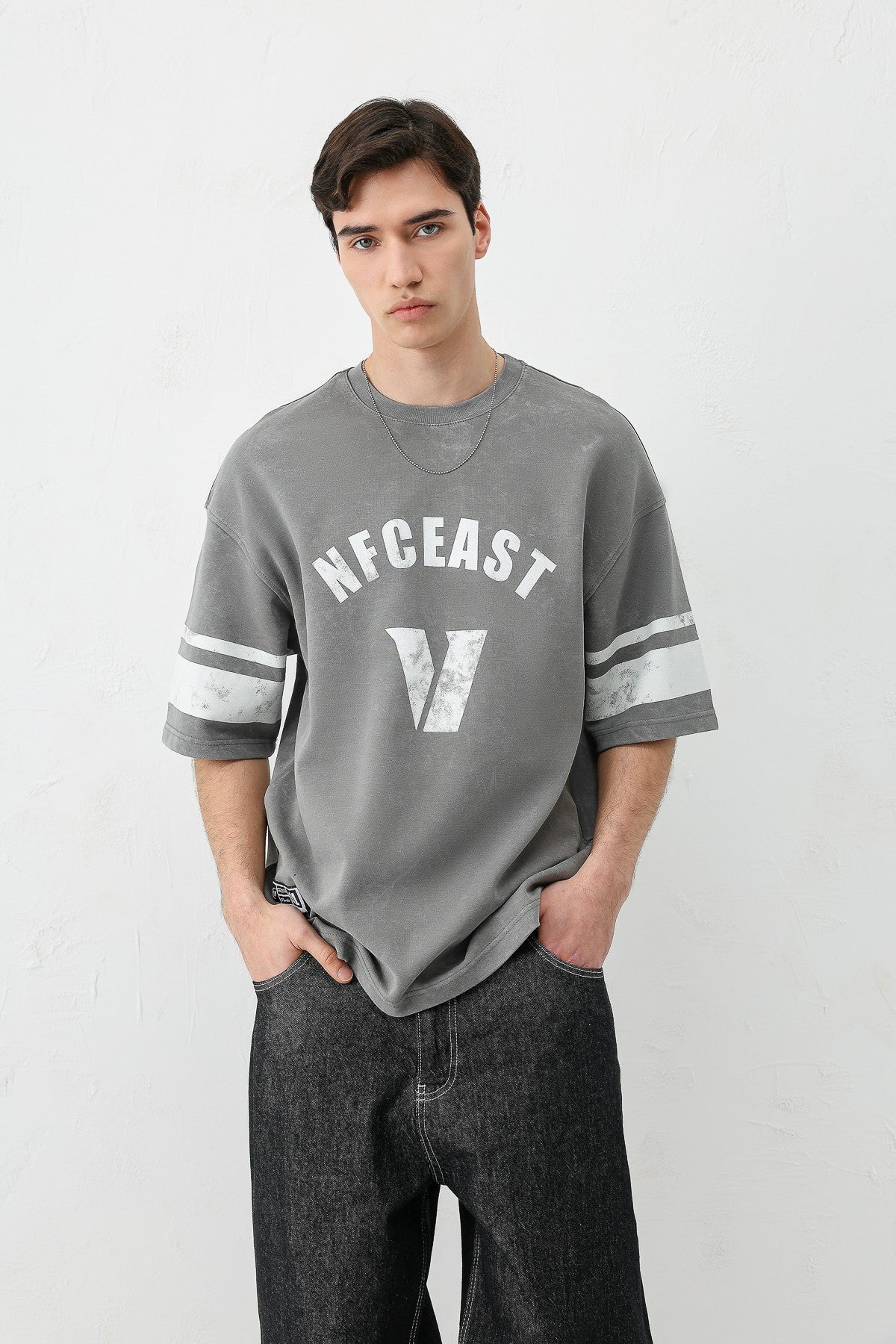 Oversized T-Shirt with V-Print and Sleeve Details