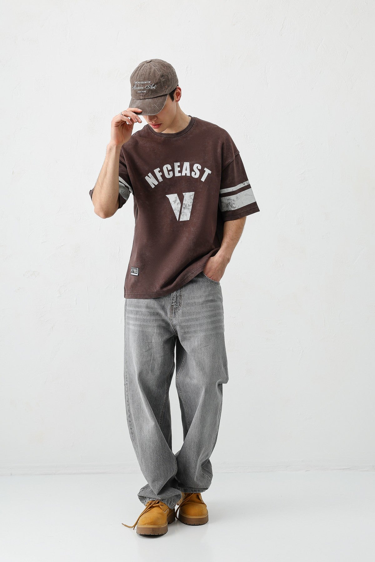 Oversized T-Shirt with V-Print and Sleeve Details