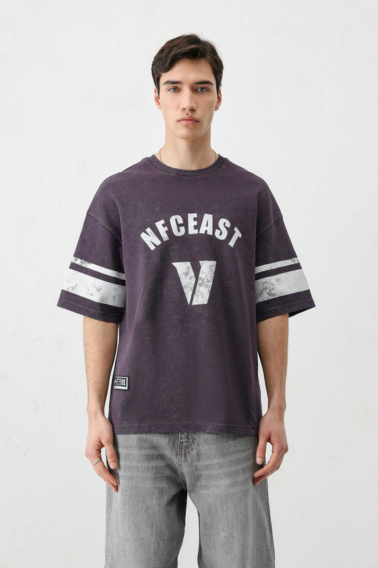 Oversized T-Shirt with V-Print and Sleeve Details