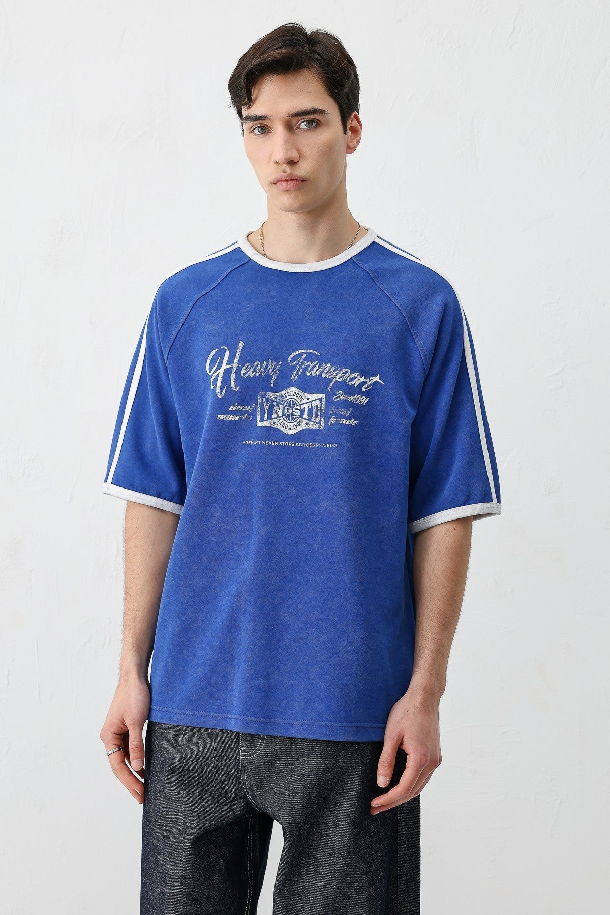 WASHED RAGLAN-SLEEVE T-SHIRT