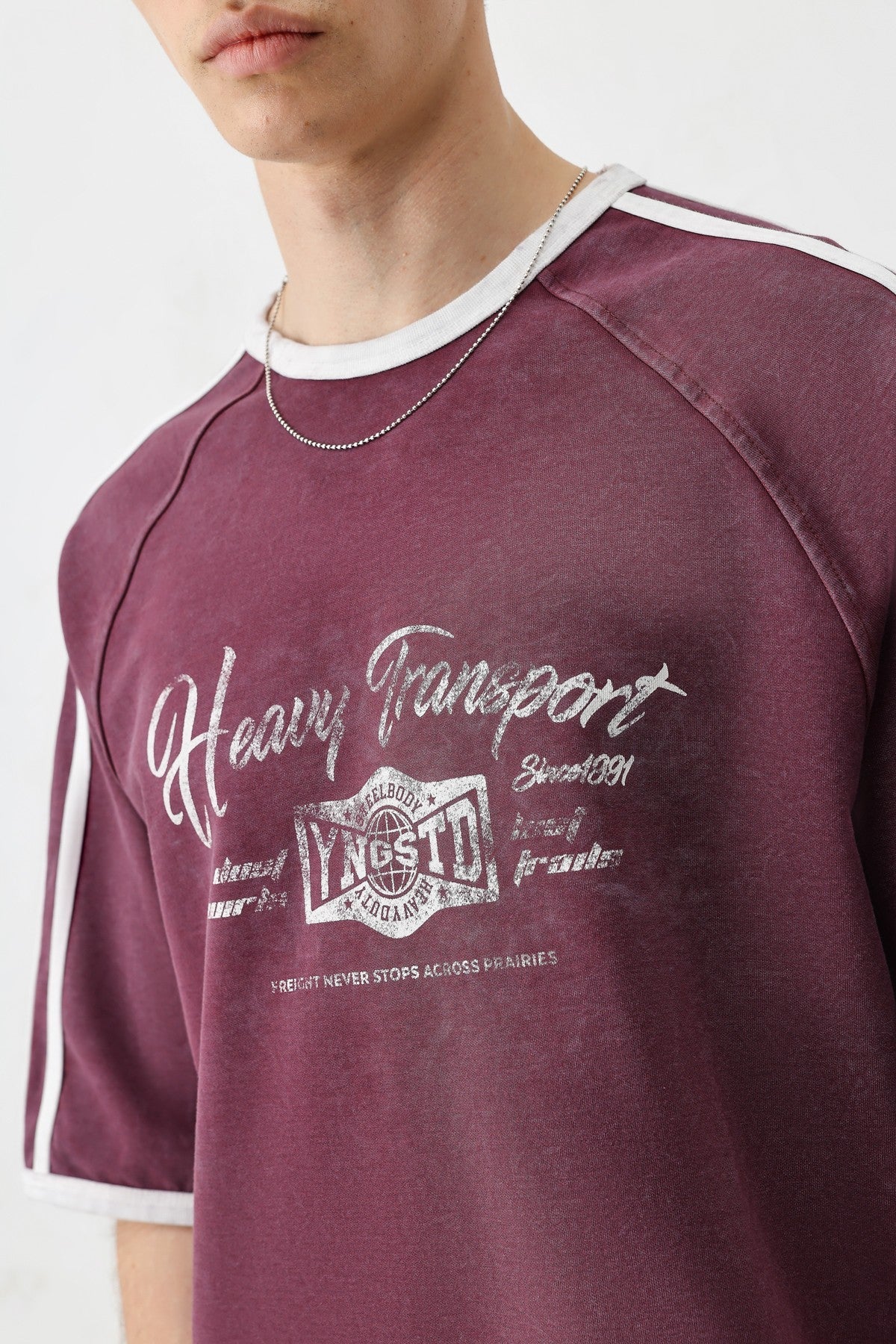 WASHED RAGLAN-SLEEVE T-SHIRT
