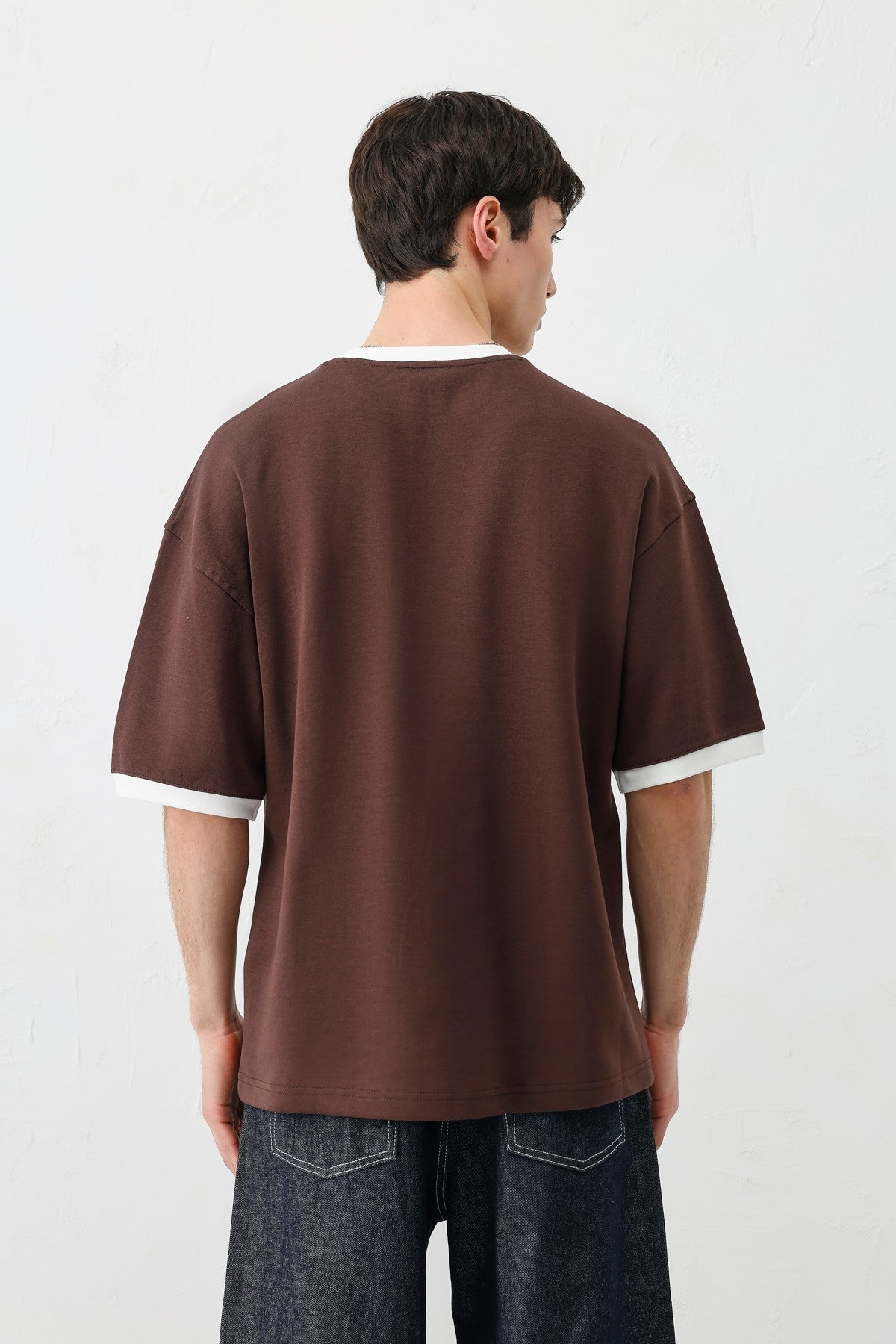 Short-Sleeved Oversized T-Shirt with Pockets