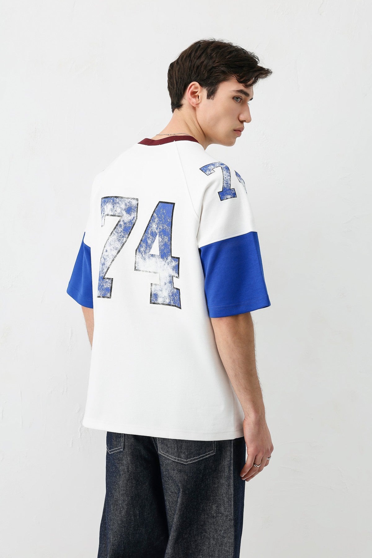 Oversized Ribbed V-Neck Printed T-Shirt