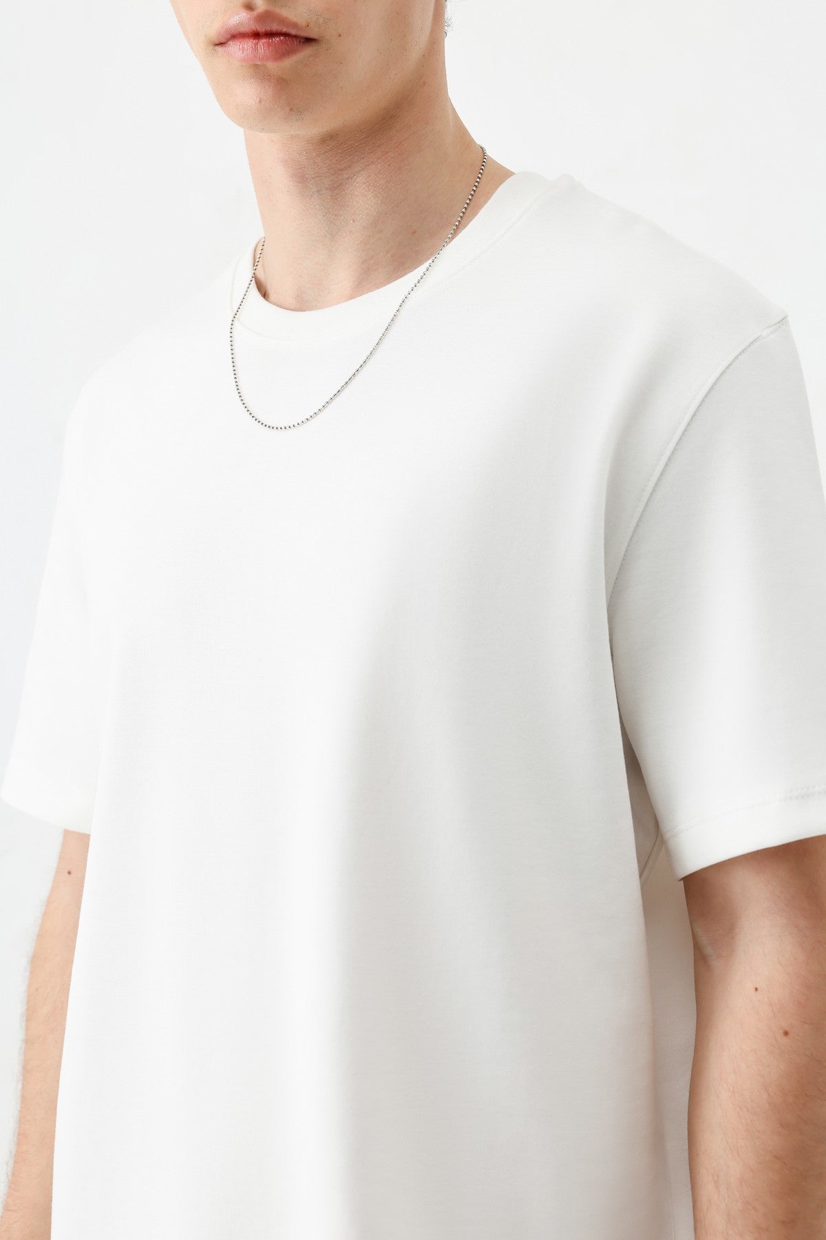 Short-Sleeved Boxy-Fit T-Shirt