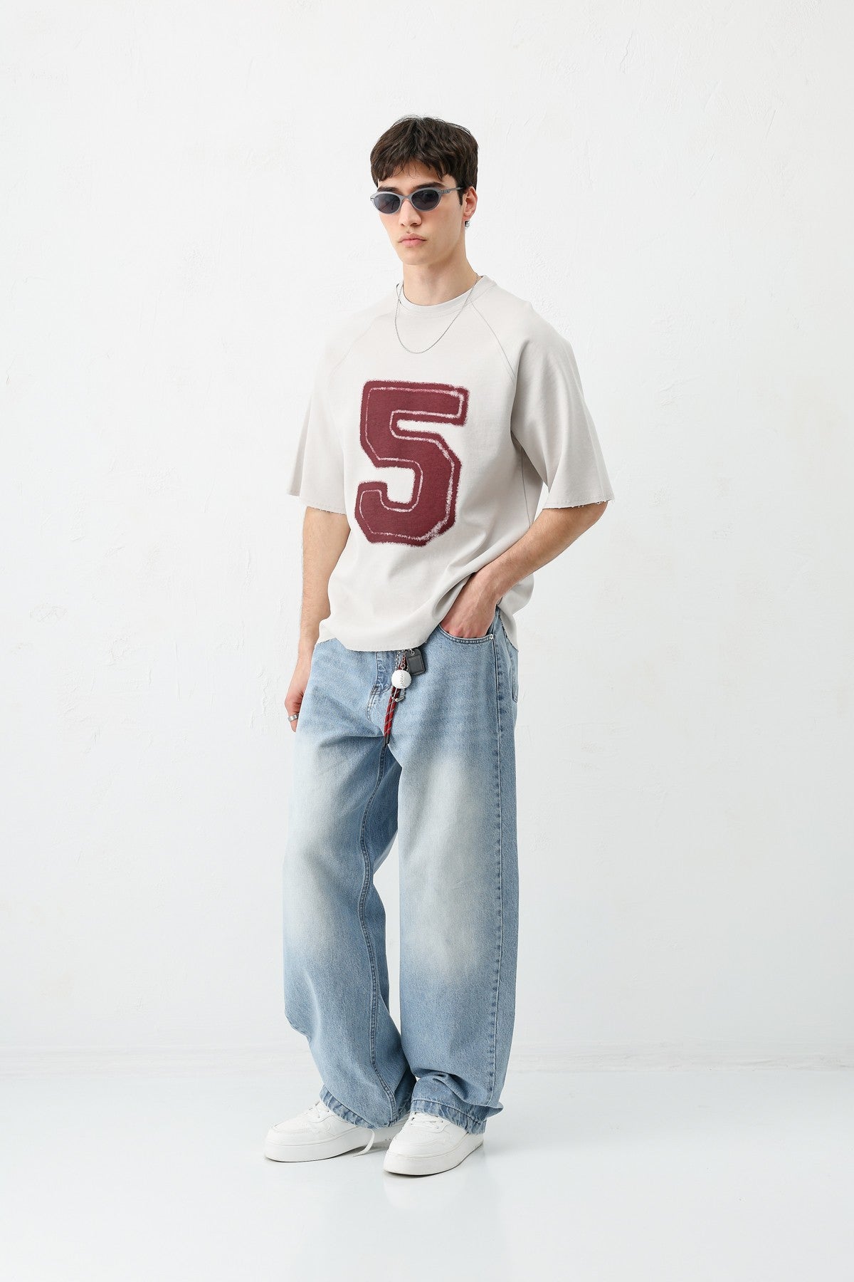 Oversized Crew Neck T-Shirt with 5 Prints