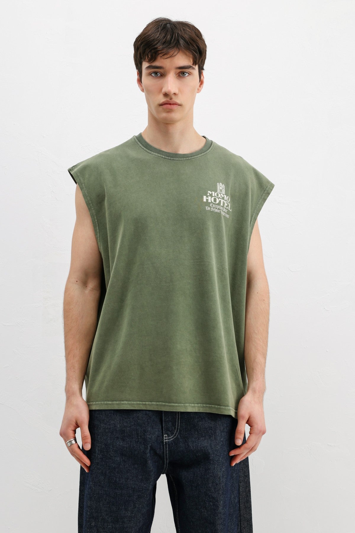 Printed Sleeveless Oversized T-Shirt