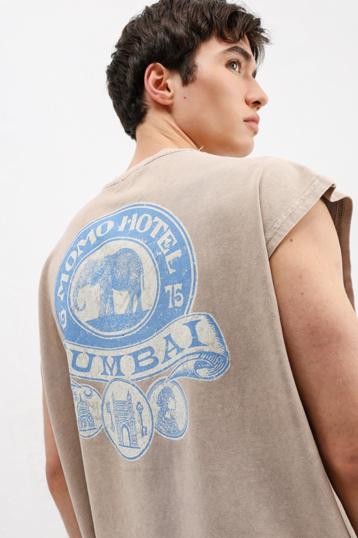 Printed Sleeveless Oversized T-Shirt
