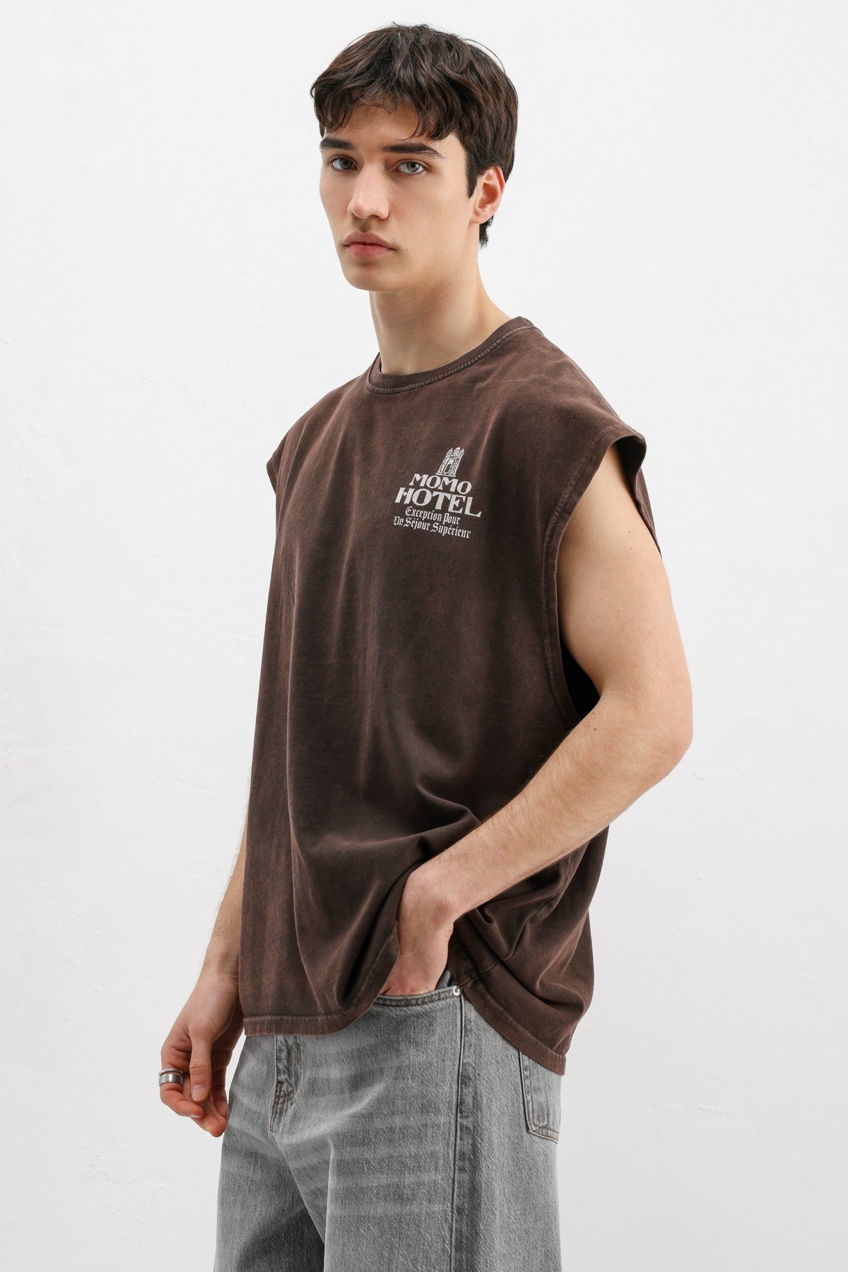 Printed Sleeveless Oversized T-Shirt