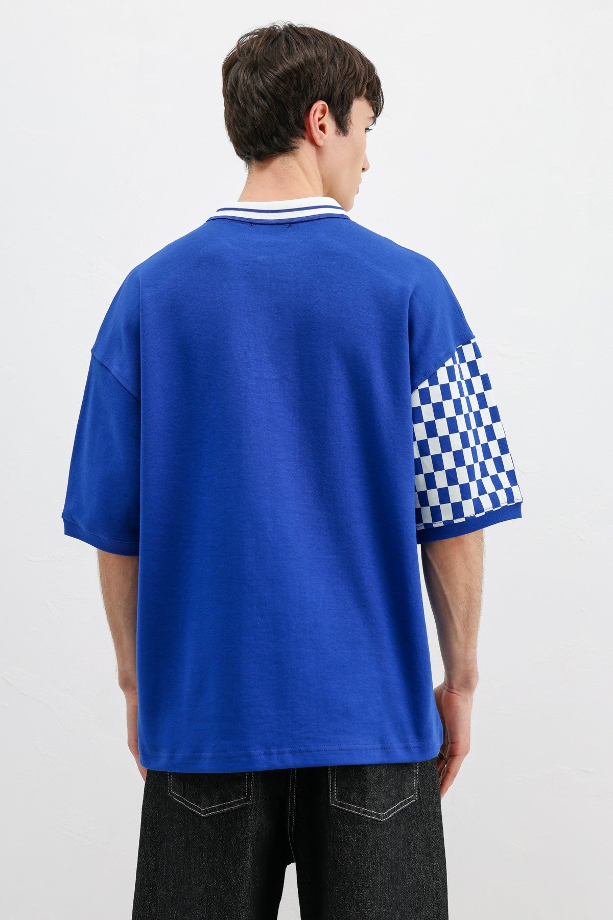 Oversized T-Shirt with Polo Collar Print