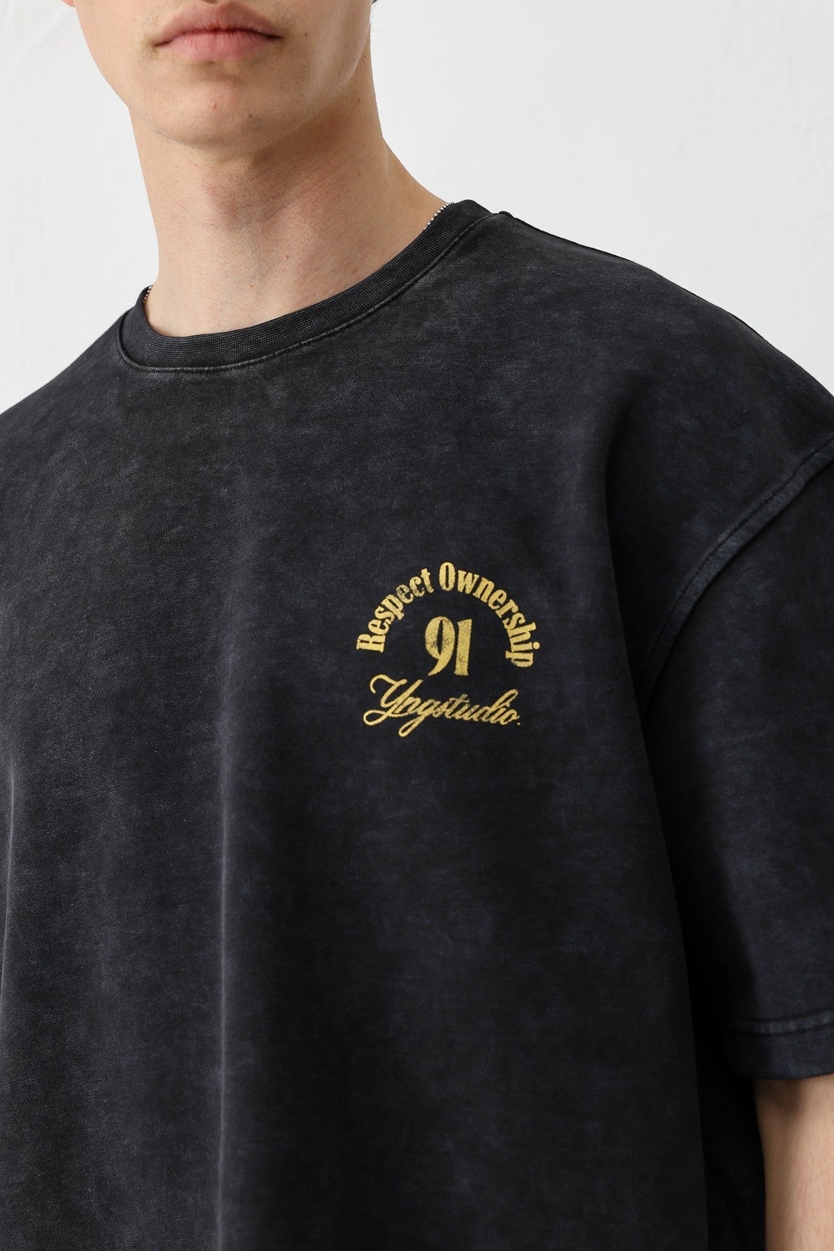 Short-Sleeved Boxy-Fit Printed T-Shirt, Black