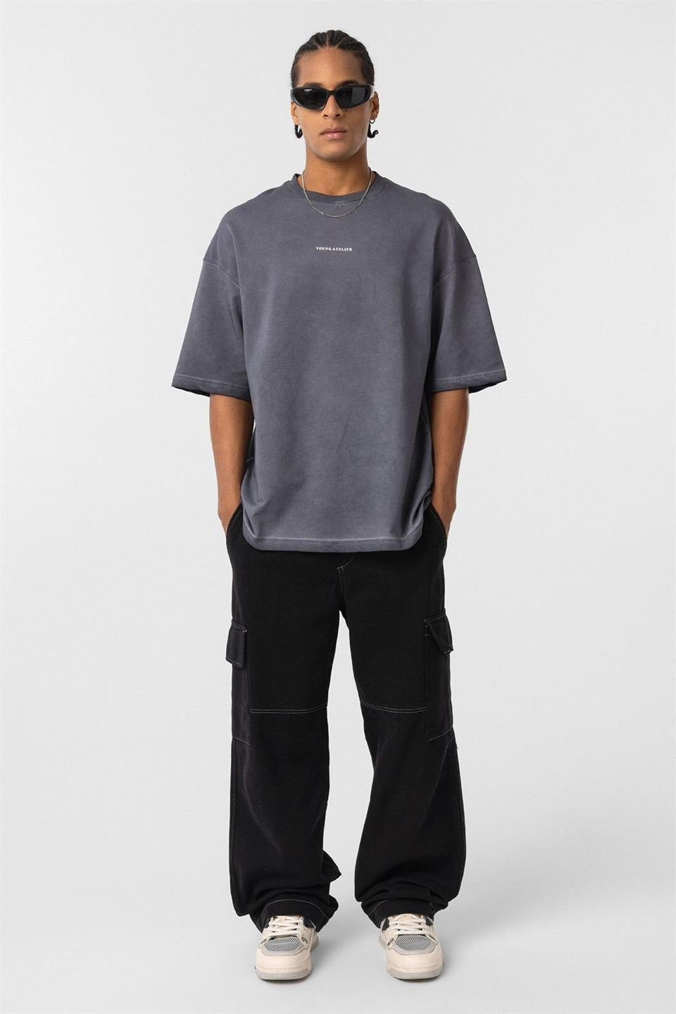 Oversized T-Shirt (Machine Washable) - Black