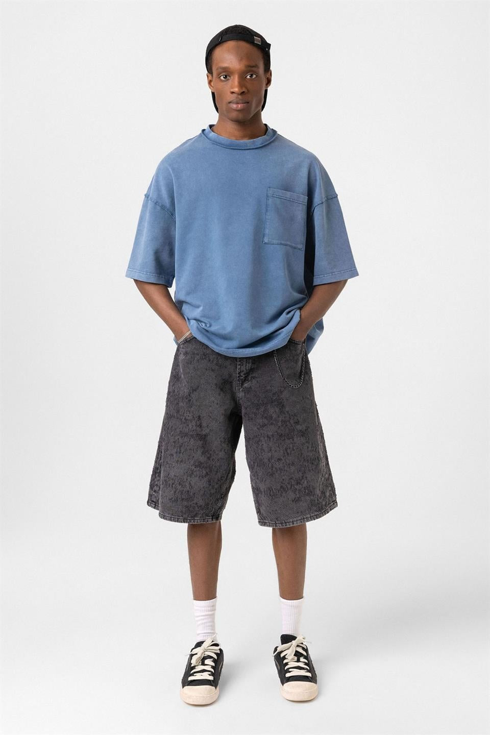 Oversized T-Shirt with Pockets (Machine Washable)