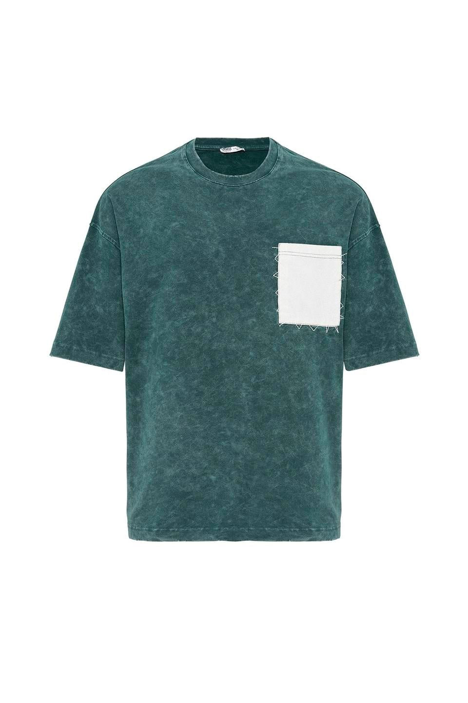 Oversized T-Shirt with Pocket Detail, Pre-Washed, V70-73