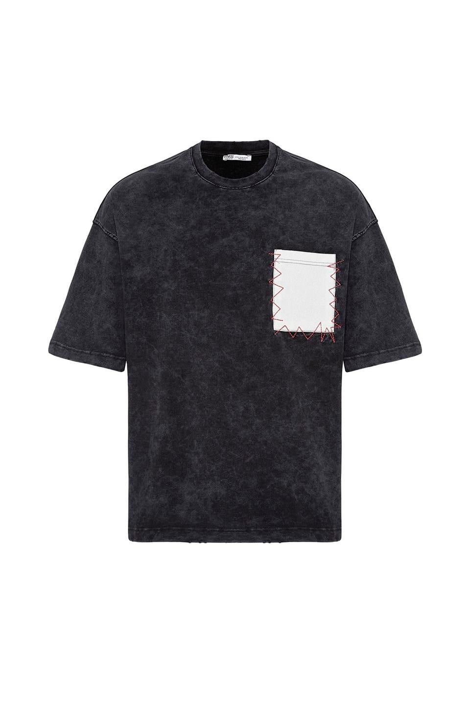 Oversized T-Shirt with Pocket Detail, Pre-Washed, V70-73
