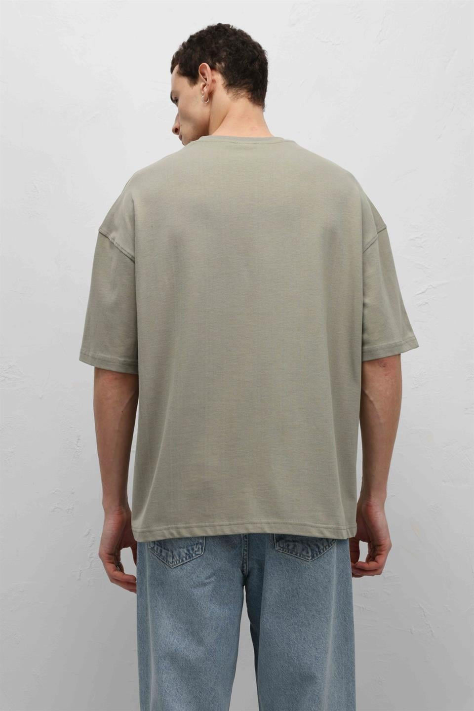 Basic Oversized Crew-Neck T-Shirt