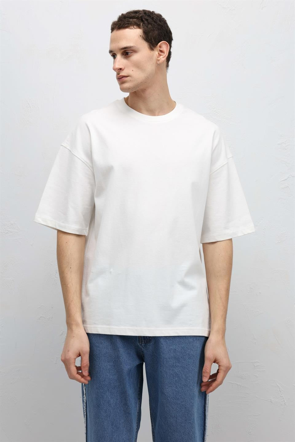 Basic Oversized Crew-Neck T-Shirt