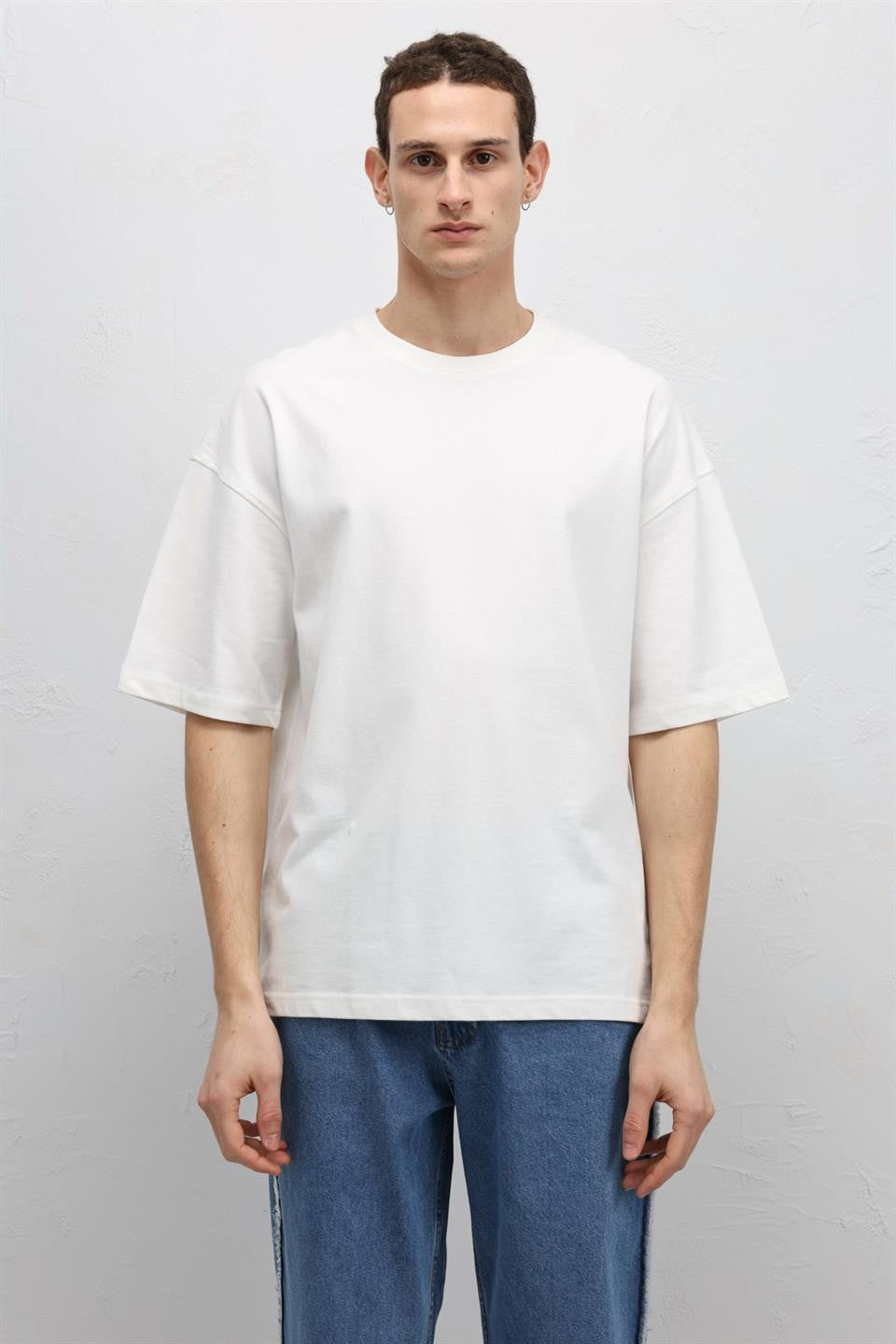 Basic Oversized Crew-Neck T-Shirt