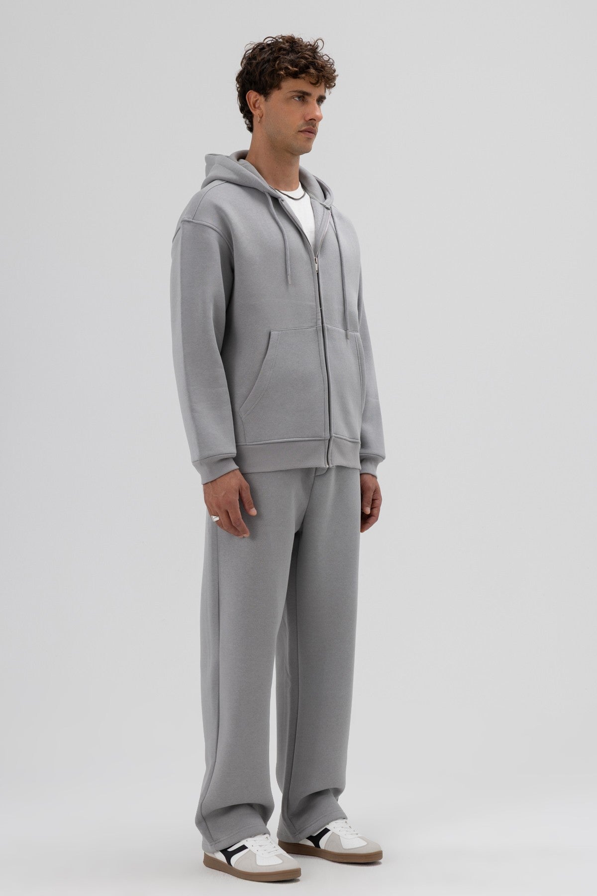 Basic Oversized Hooded Sweatshirt with Zipper