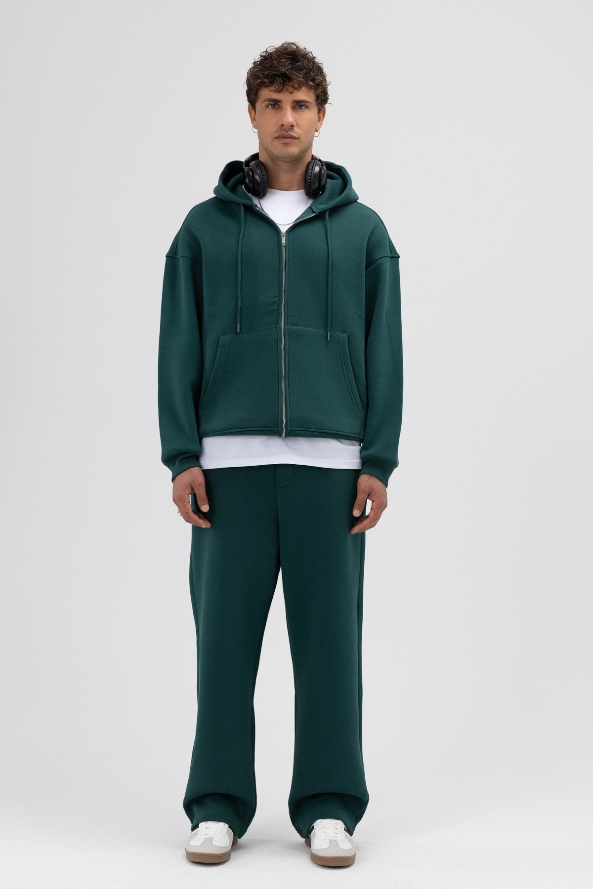 Basic Oversized Hooded Sweatshirt with Zipper