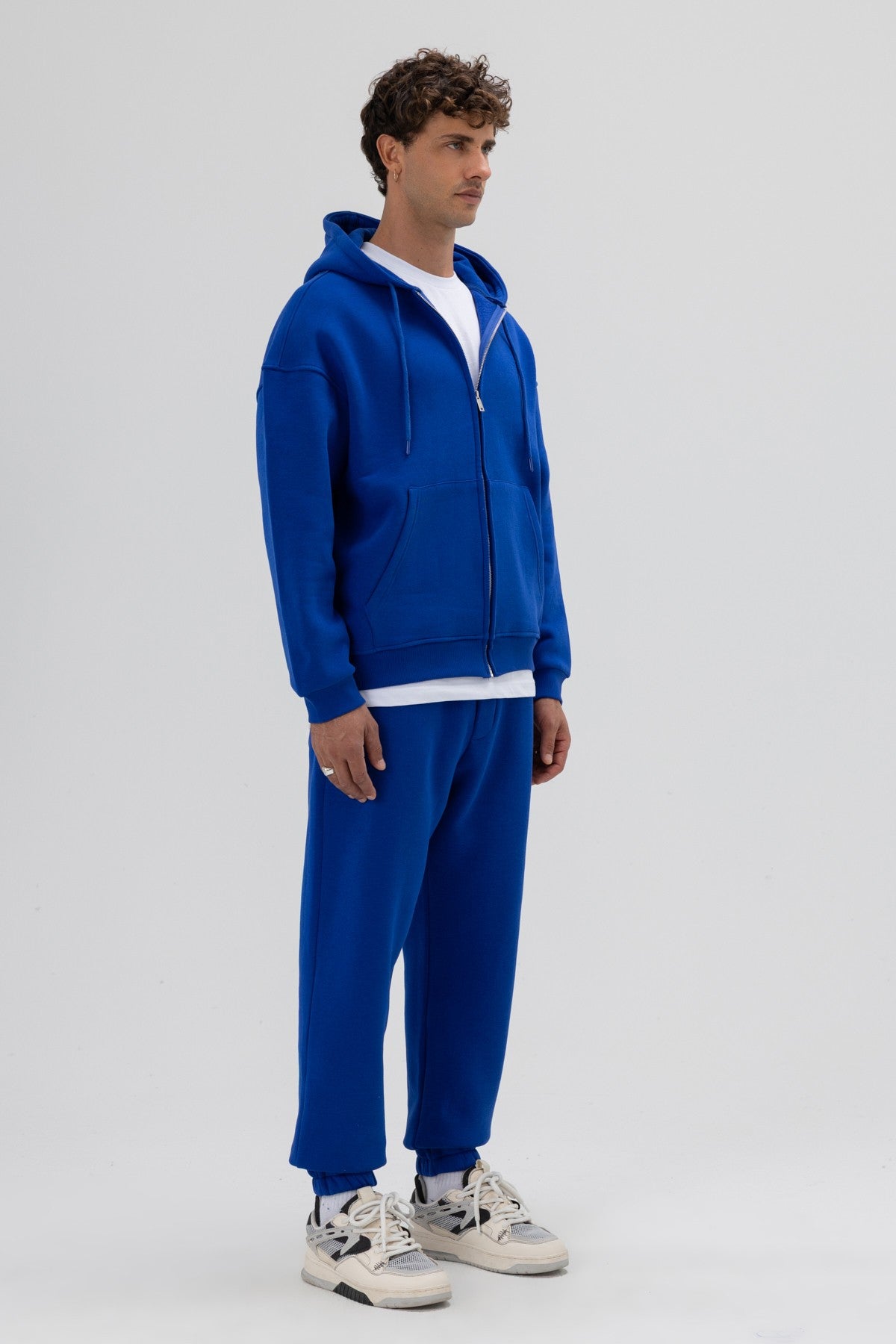 Basic Oversized Hooded Sweatshirt with Zipper