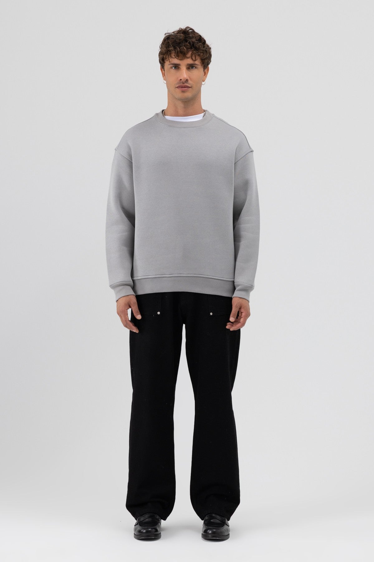 Basic Crew Neck Oversized Sweatshirt