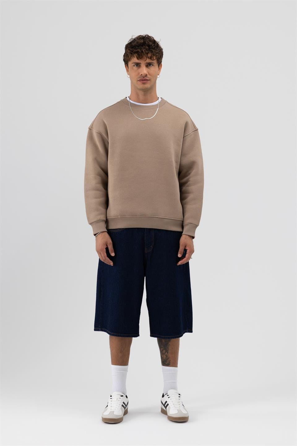 Basic Crew Neck Oversized Sweatshirt