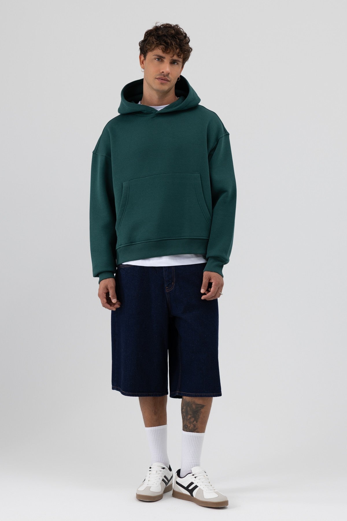 Basic Hooded Boxy-Fit Sweatshirt