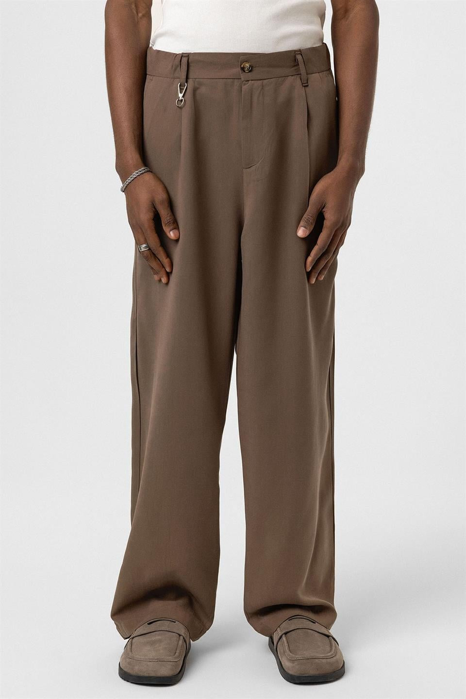 Relaxed-Fit Fabric Pants