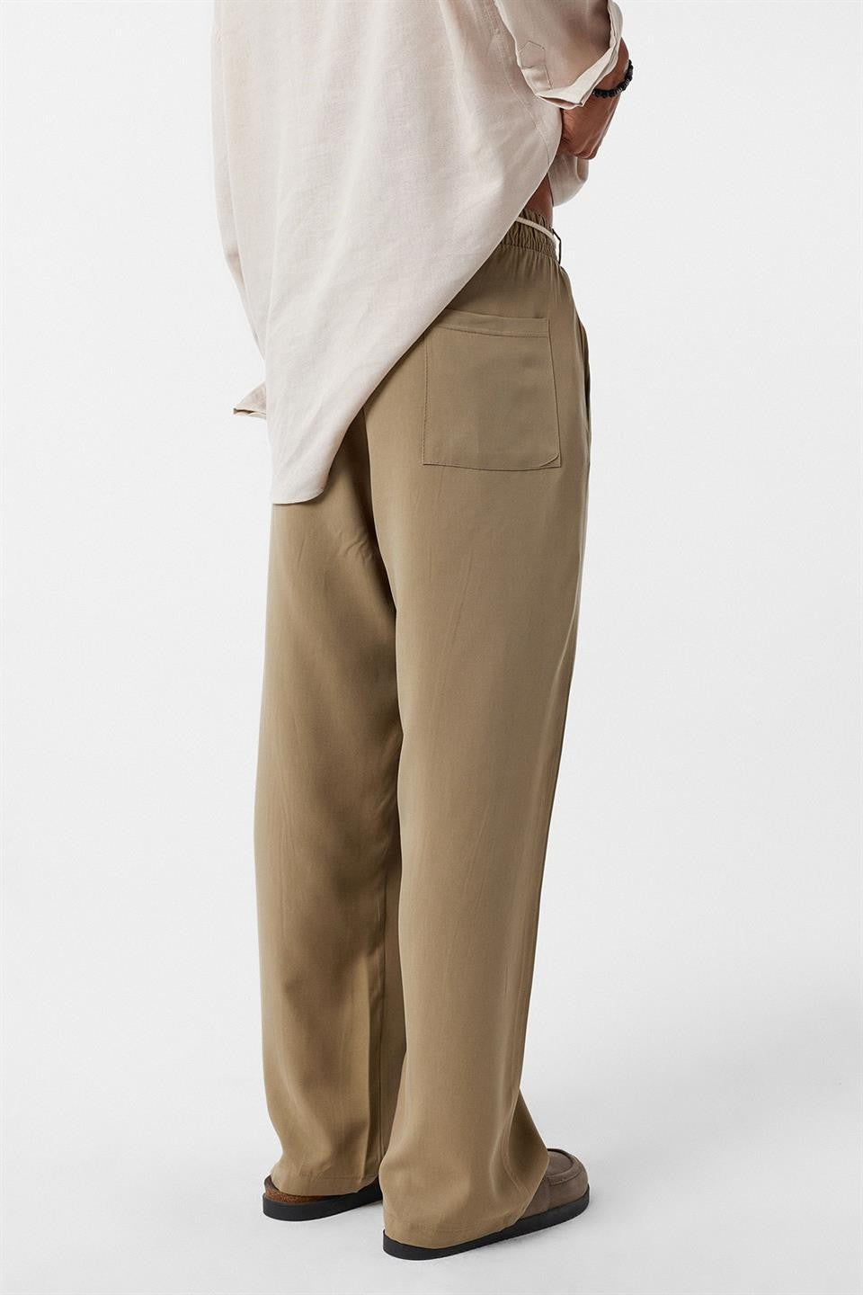 Baggy Lyocell Pants with Detailed Waistband