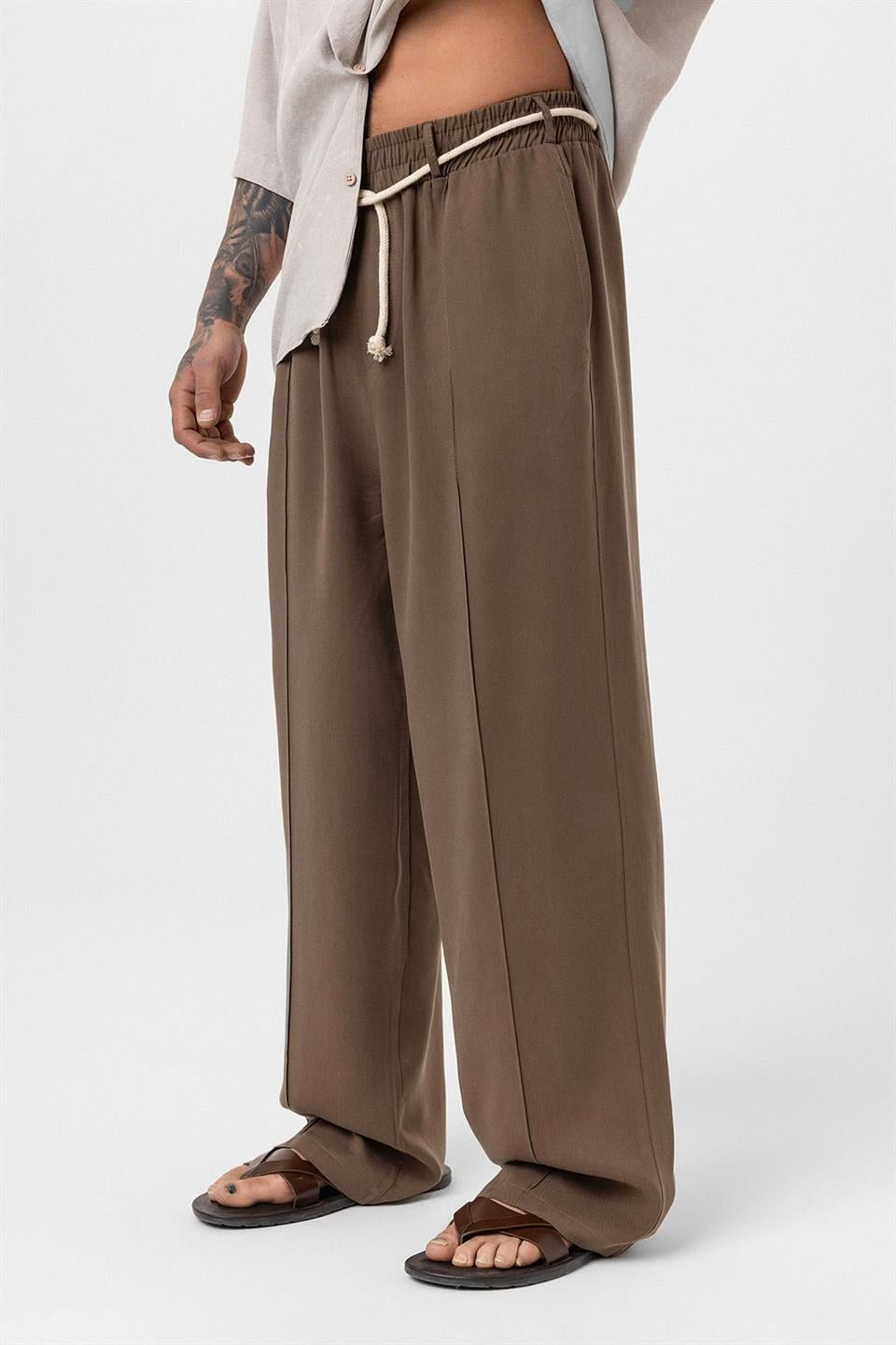 Baggy Lyocell Pants with Detailed Waistband
