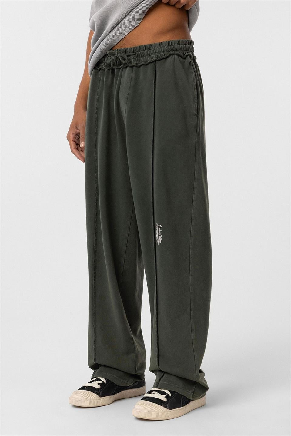 Pre-Washed Baggy Sweatpants
