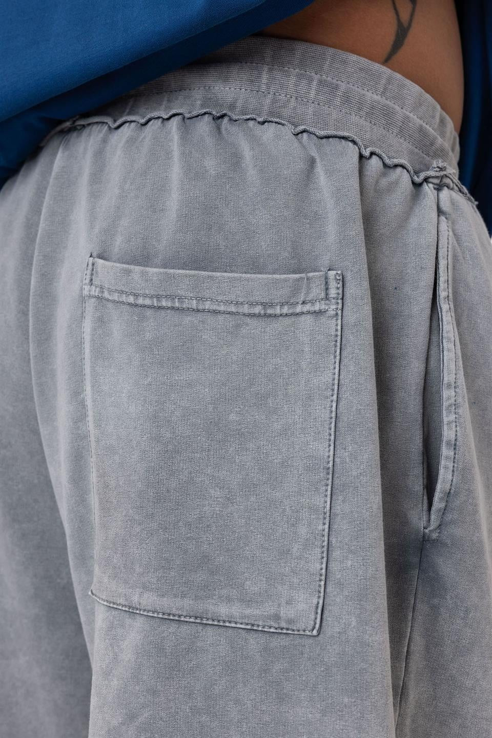 Oversized Shorts (Machine Washable)