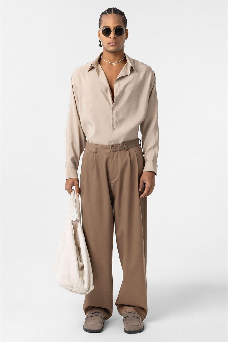 Baggy-Fit Pleated Pants