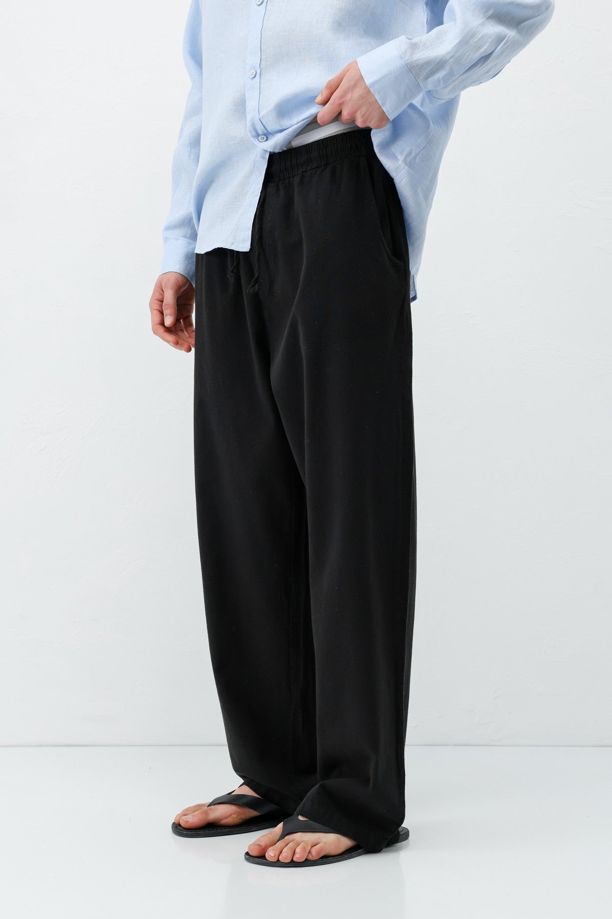 Baggy-Fit Linen Pants with Elastic Waistband